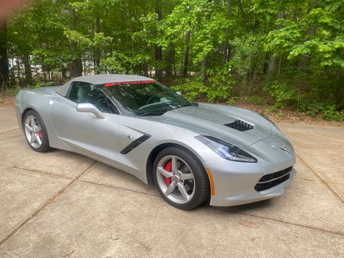 Used 2014 Chevrolet Corvette Stingray Convertible w/ 3LT Preferred Equipment Group image 10