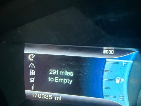 Used 2013 Ford Explorer Limited image 19