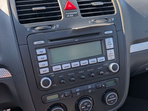 Used 2008 Volkswagen R32 image 14