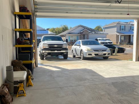 Used 2006 Chevrolet Silverado 2500 LT w/ Heavy-Duty Power Package image 5