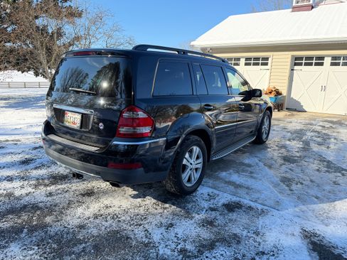 Used 2008 Mercedes-Benz GL 320 CDI 4MATIC image 4