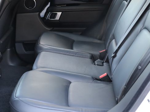 Used 2019 Land Rover Range Rover AWD/4WD image 6