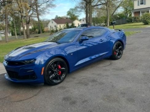 Used 2021 Chevrolet Camaro SS image 2