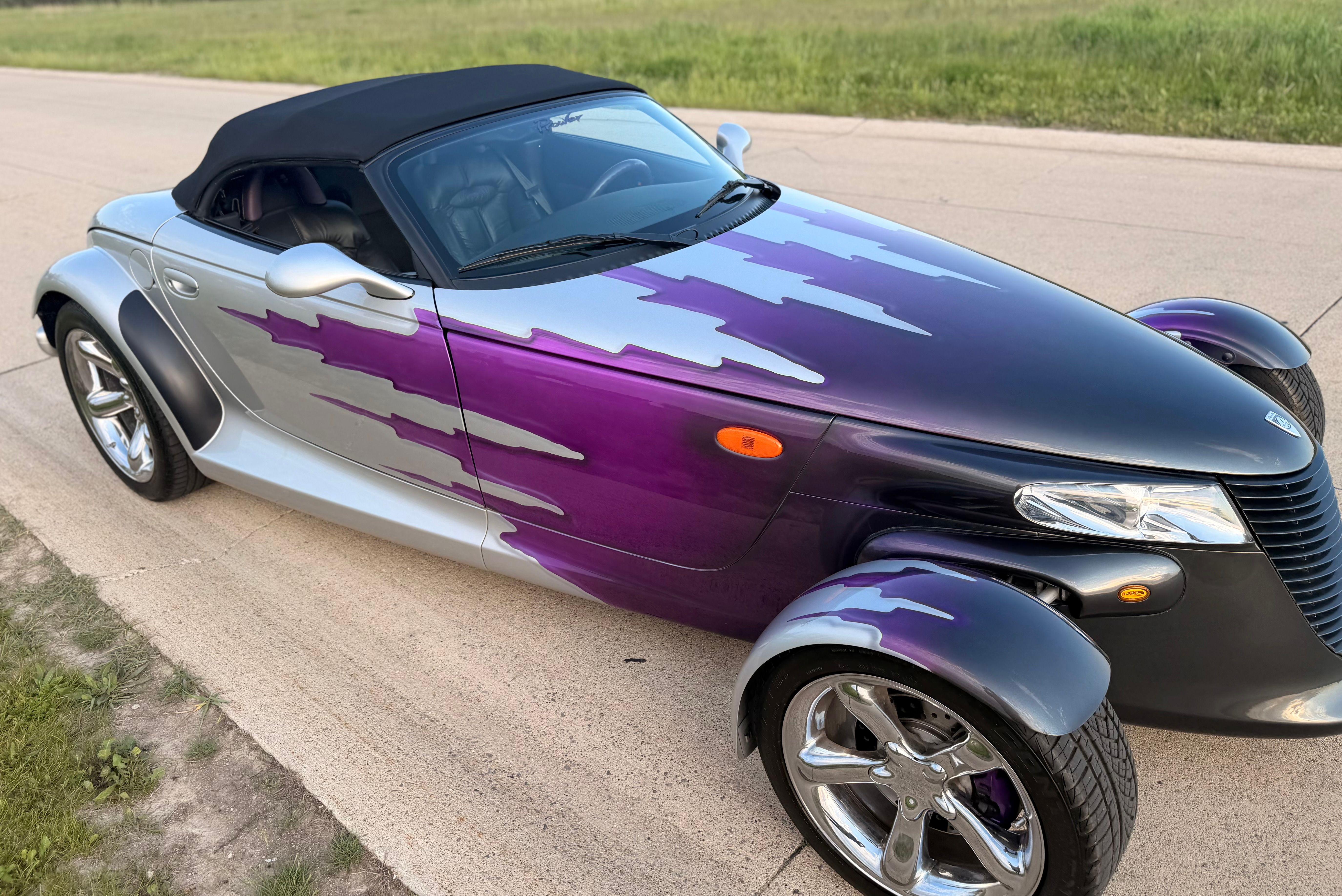 Used 2000 Plymouth Prowler RWD image 17