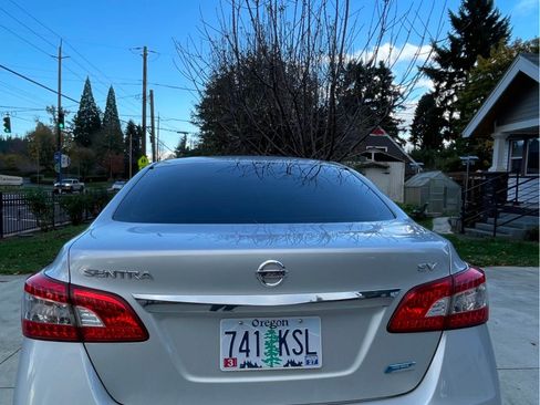 Used 2014 Nissan Sentra SV image 4