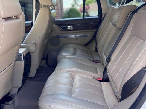 Used 2013 Land Rover Range Rover Sport HSE LUX w/ HSE Luxury Silver Pkg AWD/4WD image 11