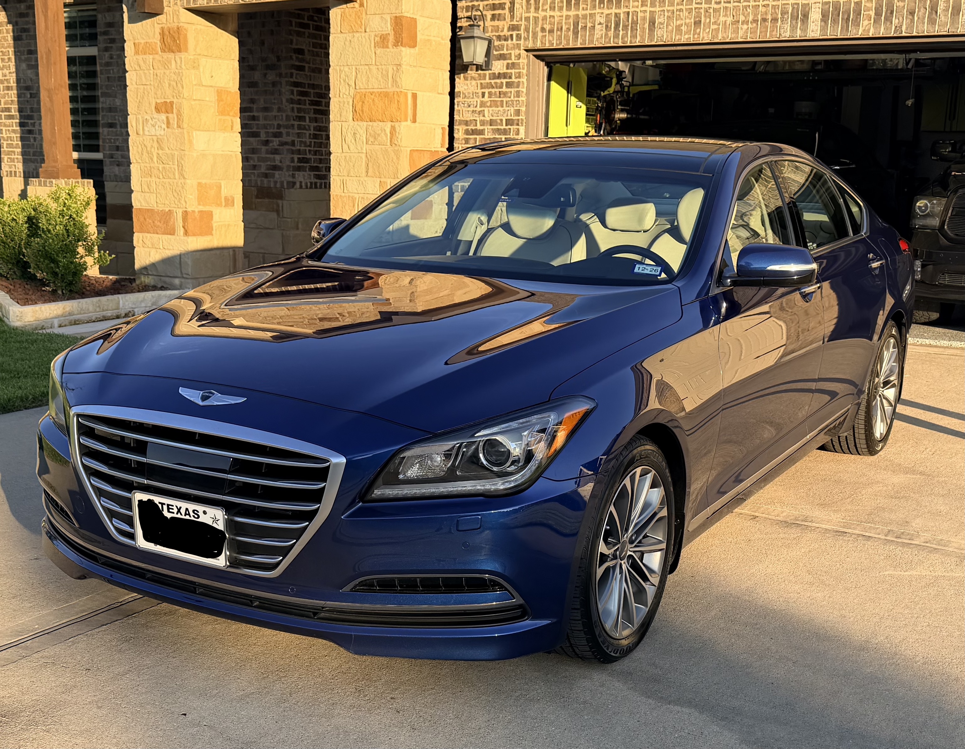 Used 2015 Hyundai Genesis 3.8 w/ Option Group 04 AWD/4WD image 1