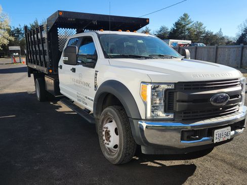 Used 2017 Ford F450 XL w/ Power Equipment Group RWD image 4