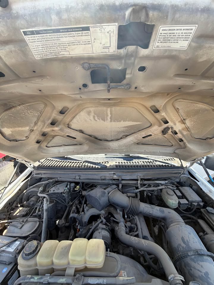 Used 2001 Ford F350 4x4 Crew Cab Super Duty image 4