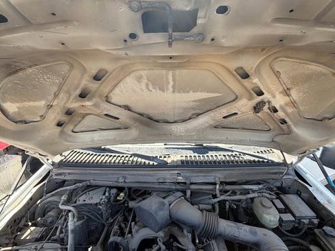 Used 2001 Ford F350 4x4 Crew Cab Super Duty image 4