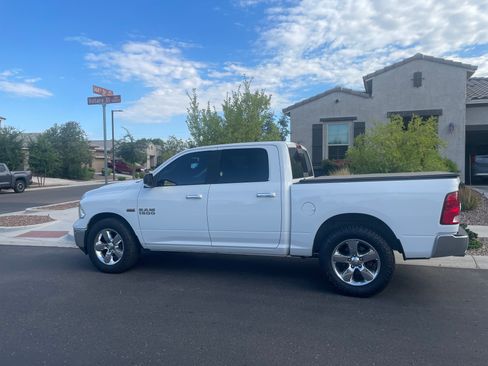 Used 2018 RAM 1500 Big Horn AWD/4WD image 2