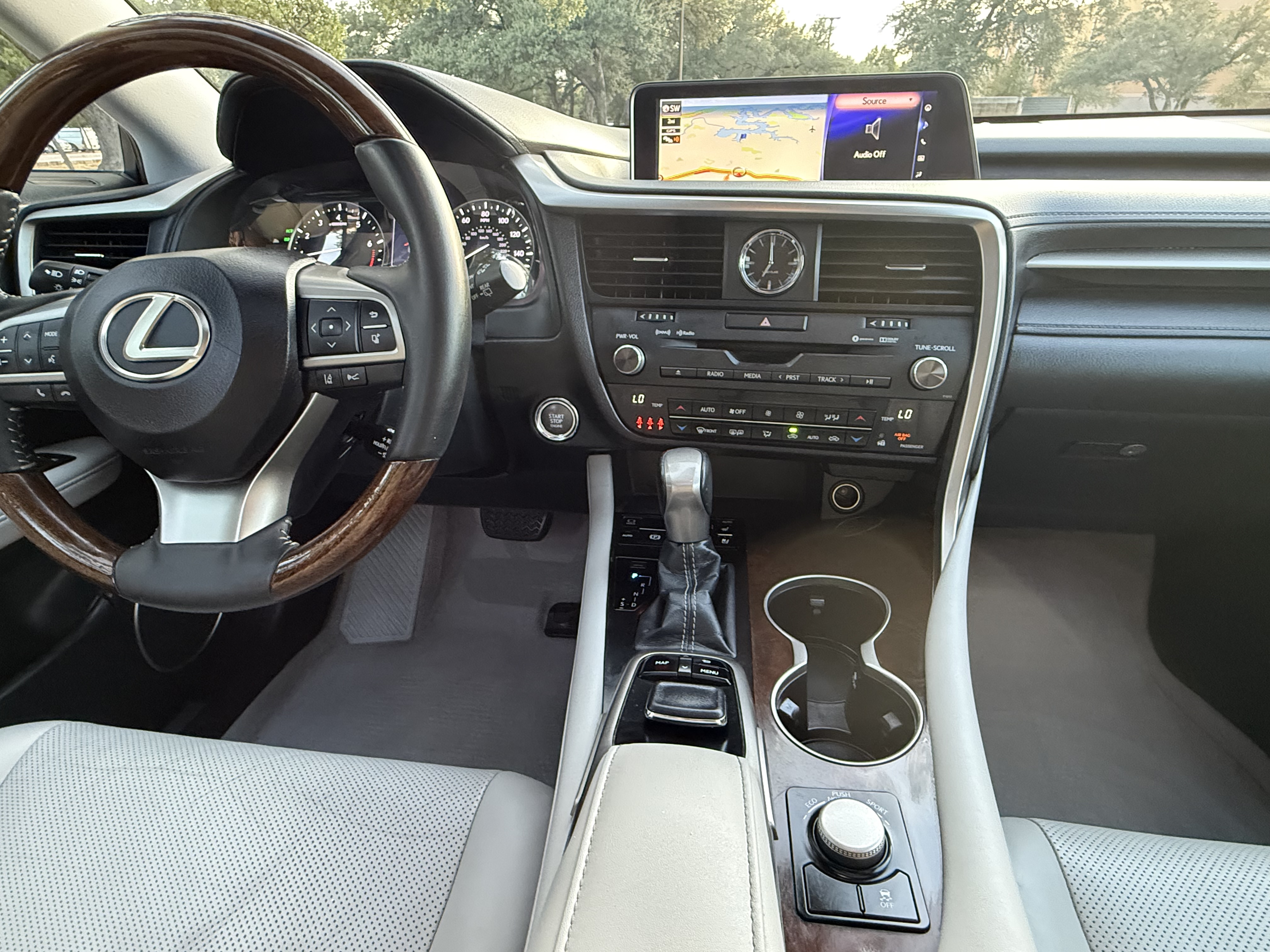 Used 2017 Lexus RX 350 FWD w/ Premium Package image 25