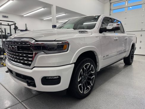 Used 2026 RAM 1500 Limited w/ Body Color Bumper Group AWD/4WD image 10