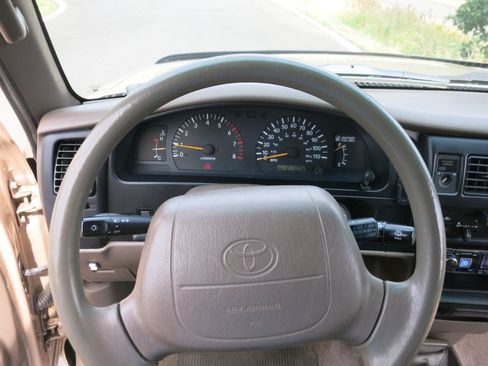 Used 1999 Toyota Tacoma 4x4 Xtracab V6 image 14