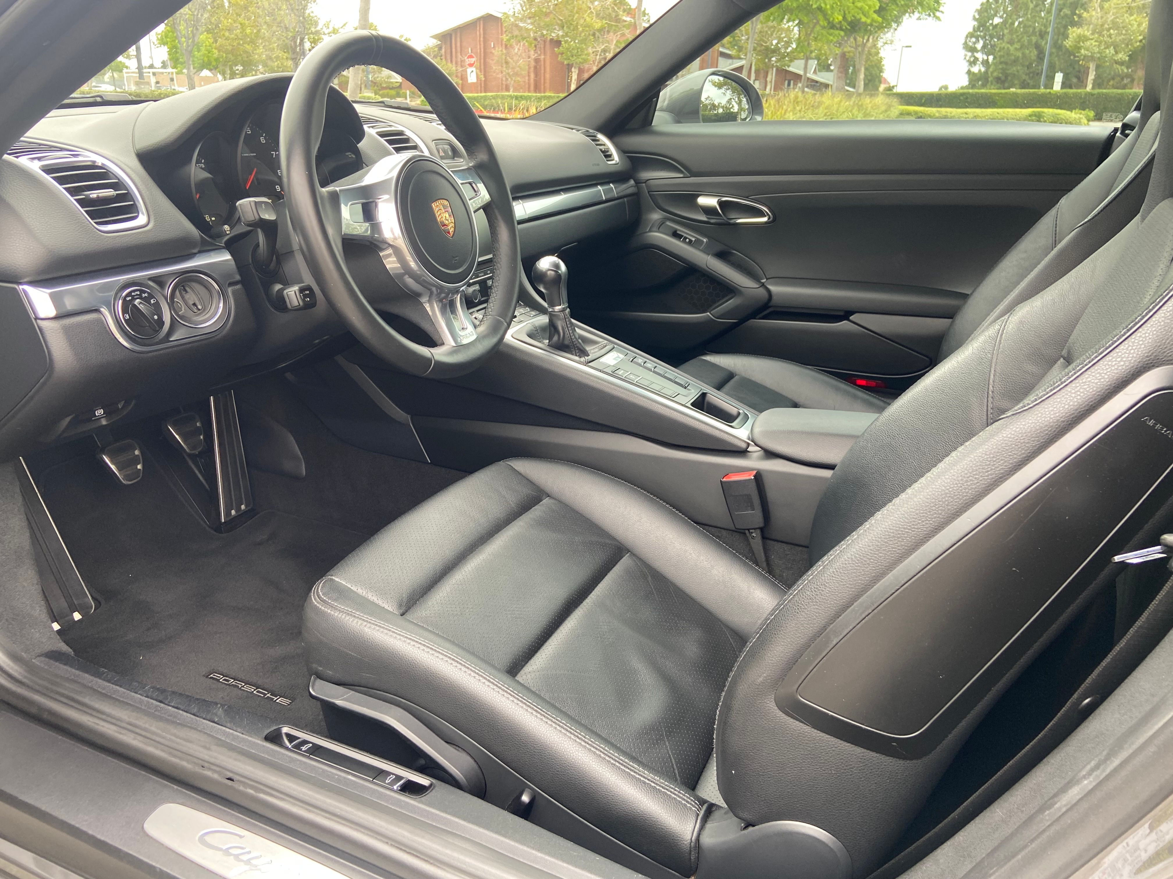 Used 2014 Porsche Cayman RWD image 16