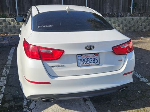 Used 2015 Kia Optima LX w/ LX Convenience Package image 5