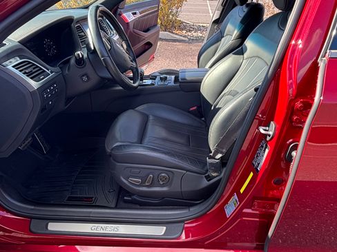 Used 2019 Genesis G80 3.3T Sport image 9