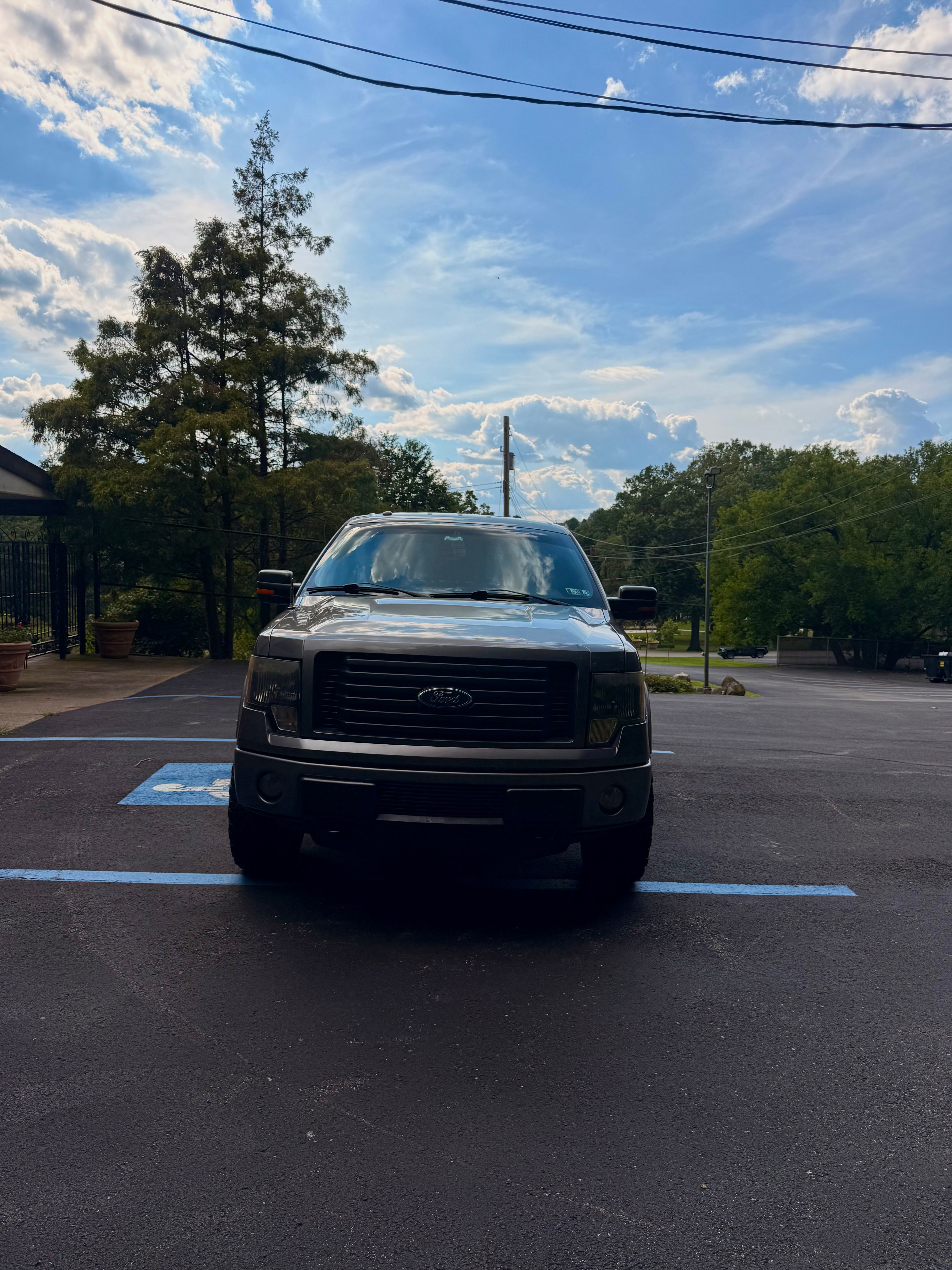 Used 2012 Ford F150 FX4 w/ FX Luxury Pkg AWD/4WD image 2