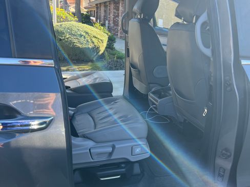 Used 2019 Honda Odyssey EX-L image 12