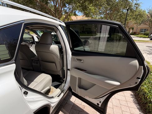 Used 2011 Lexus RX 350 2WD w/ Premium Pkg image 27