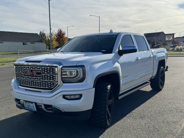 Used 2018 GMC Sierra 1500 Denali w/ Denali Ultimate Package AWD/4WD image 1