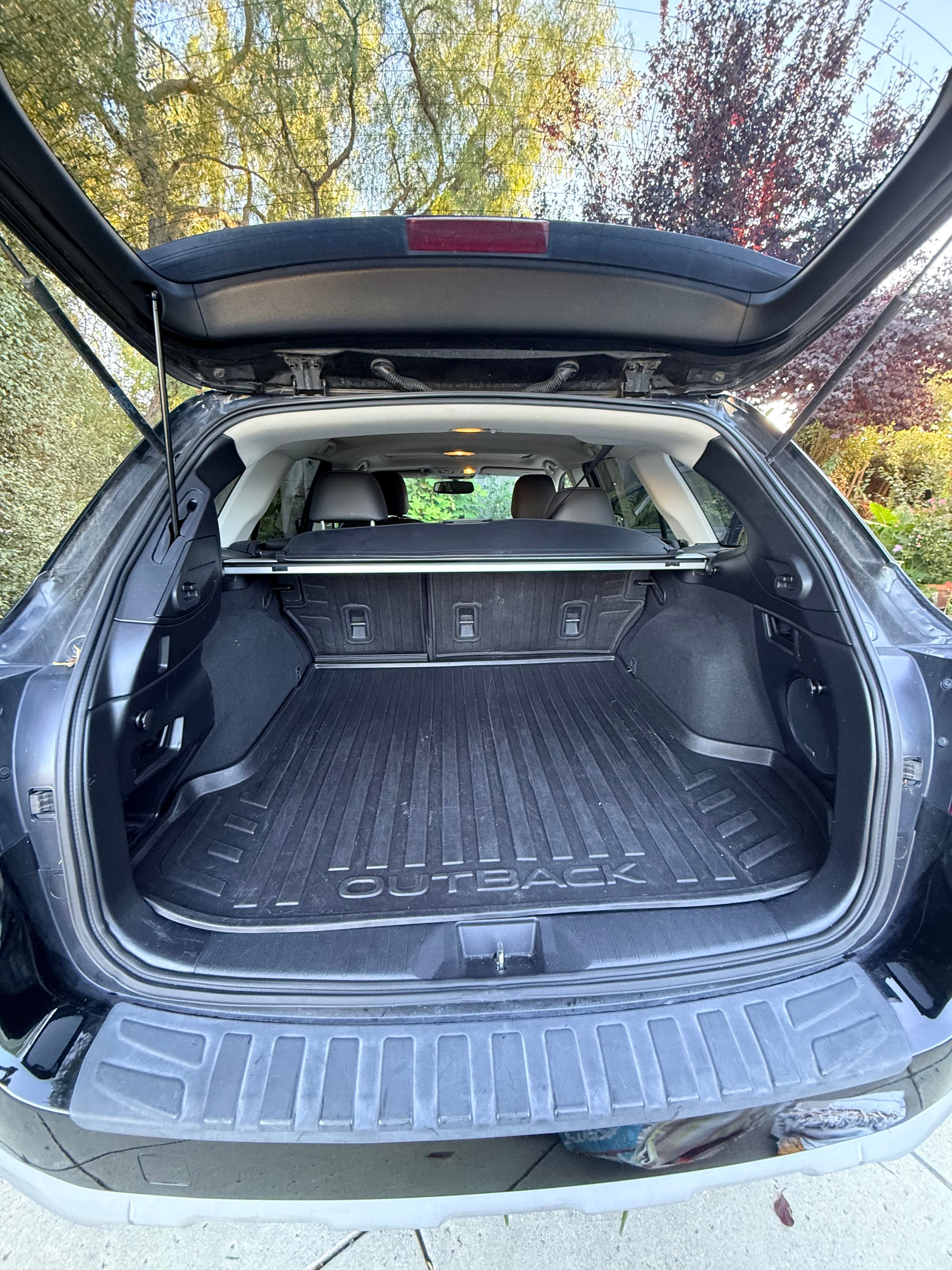 Used 2015 Subaru Outback 2.5i Limited AWD/4WD image 11