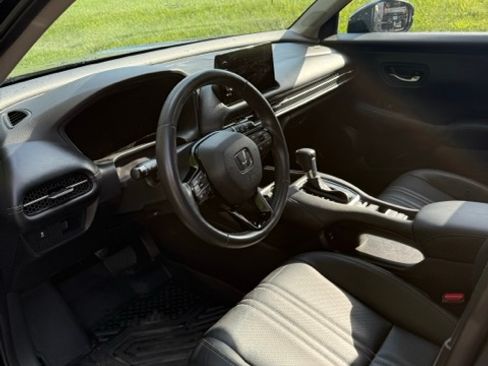 Used 2025 Honda HR-V EX-L image 5
