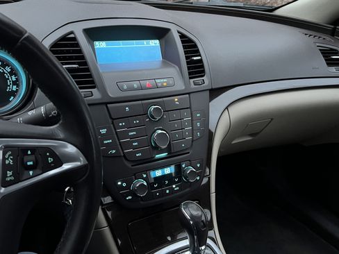 Used 2011 Buick Regal CXL Turbo w/ TO2 Preferred Equipment Group image 15