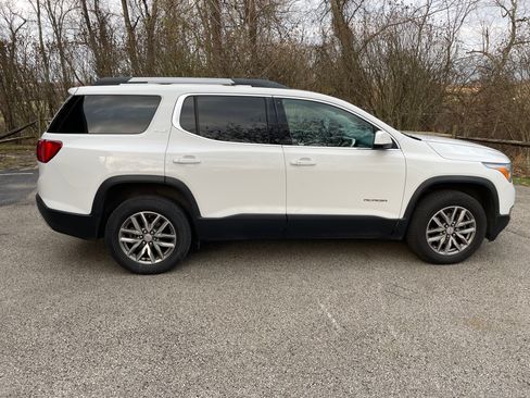 Used 2017 GMC Acadia SLE w/ Driver Alert Package I image 8
