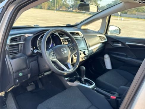 Used 2015 Honda Fit EX image 11