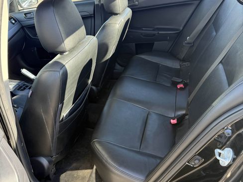 Used 2010 Mitsubishi Lancer DE image 9