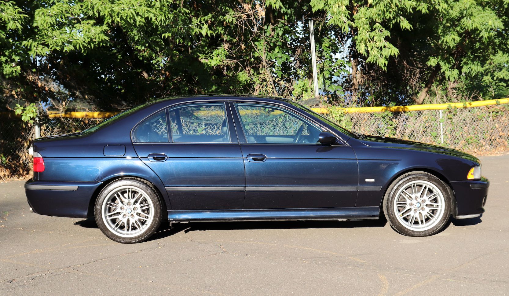 Used 2000 BMW M5 RWD image 9