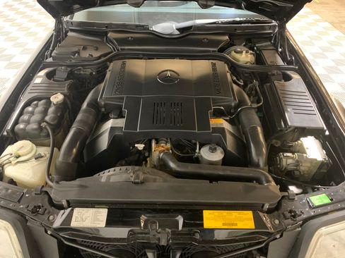 Used 1995 Mercedes-Benz SL 500 image 12