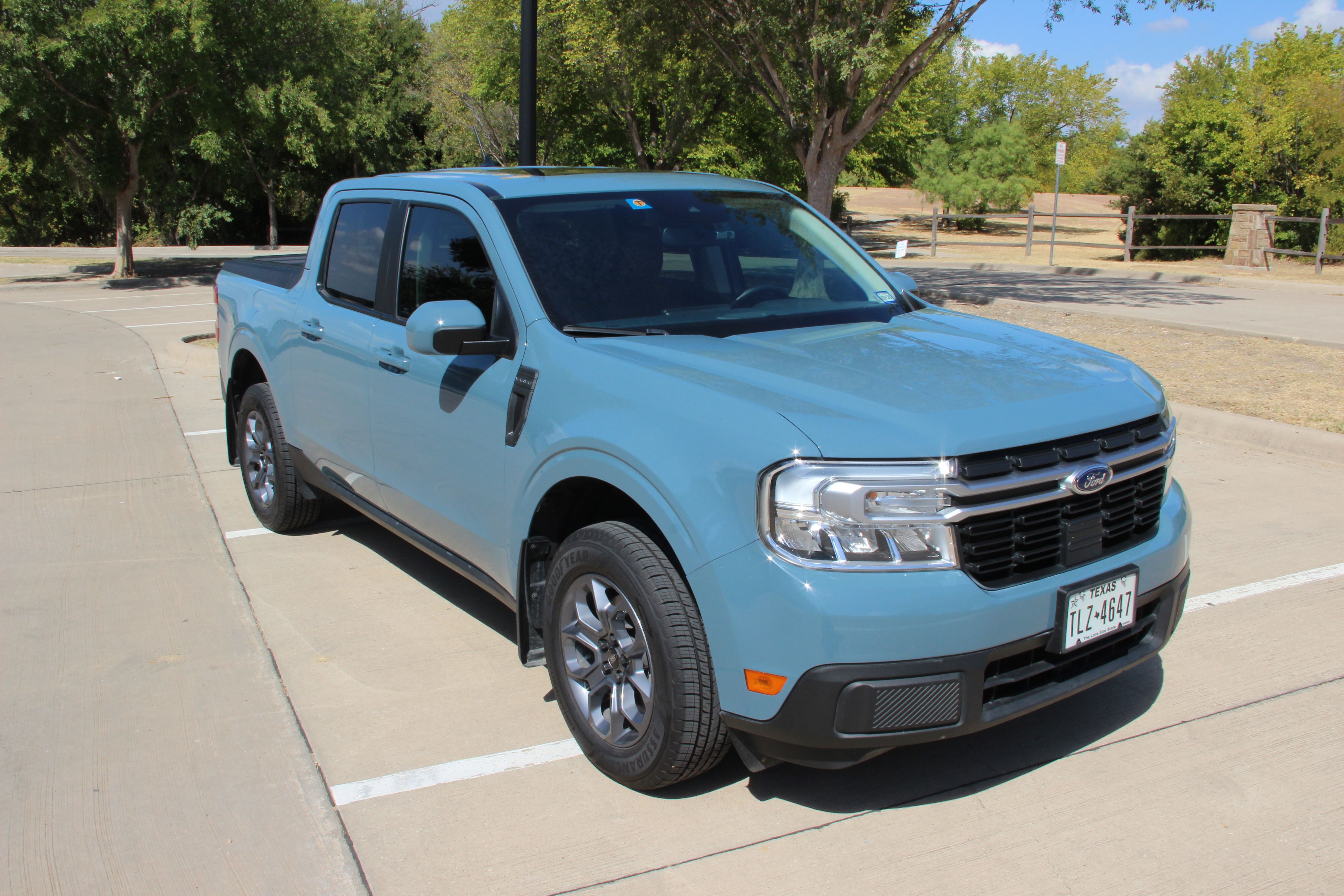 Used 2023 Ford Maverick Lariat w/ Lariat Luxury Package FWD image 6