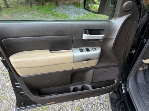 Used 2008 Toyota Tundra Limited AWD/4WD image 29