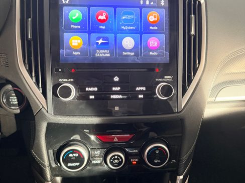 Used 2020 Subaru Forester Limited image 11