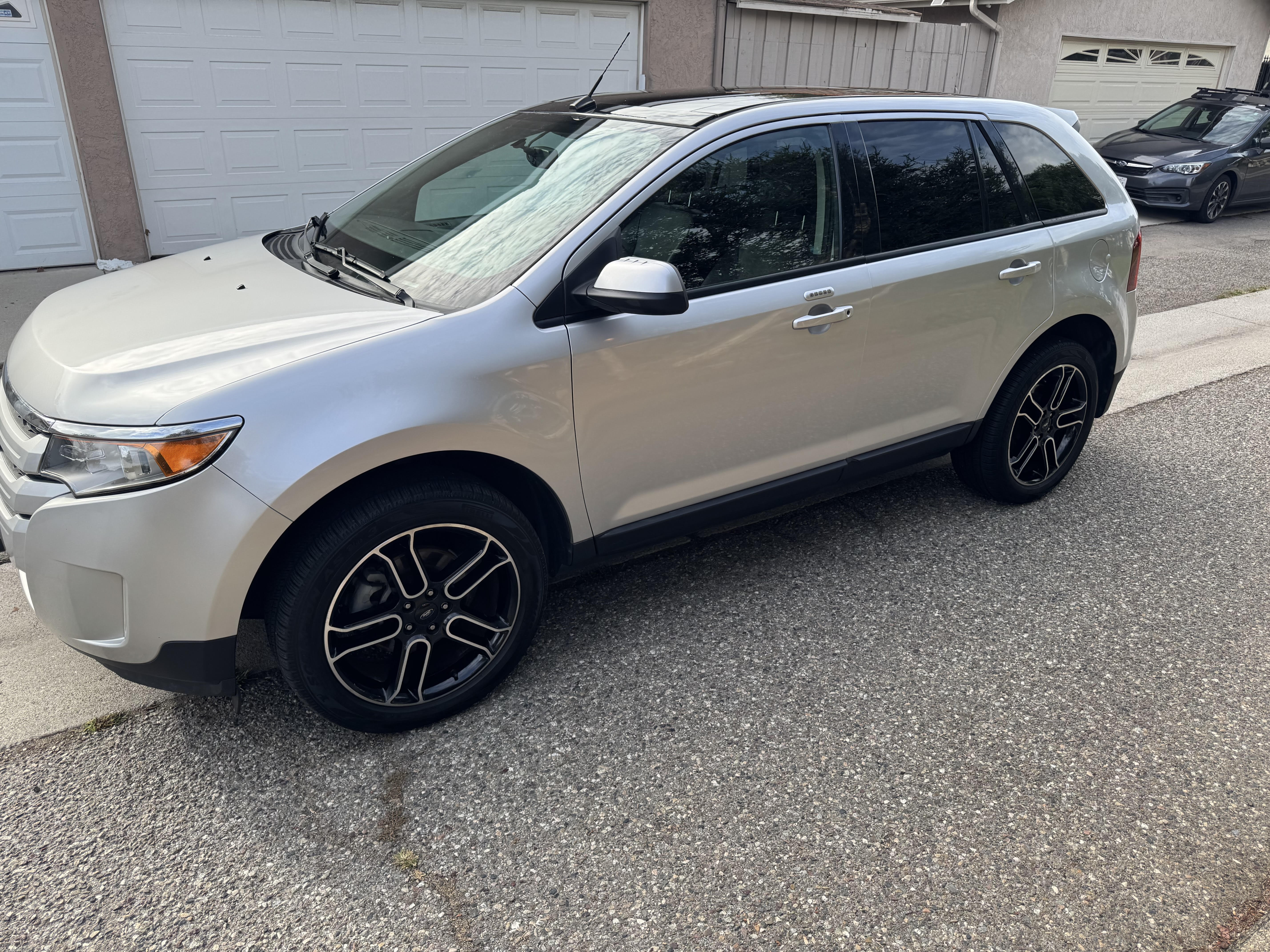 Used 2013 Ford Edge SEL FWD image 1