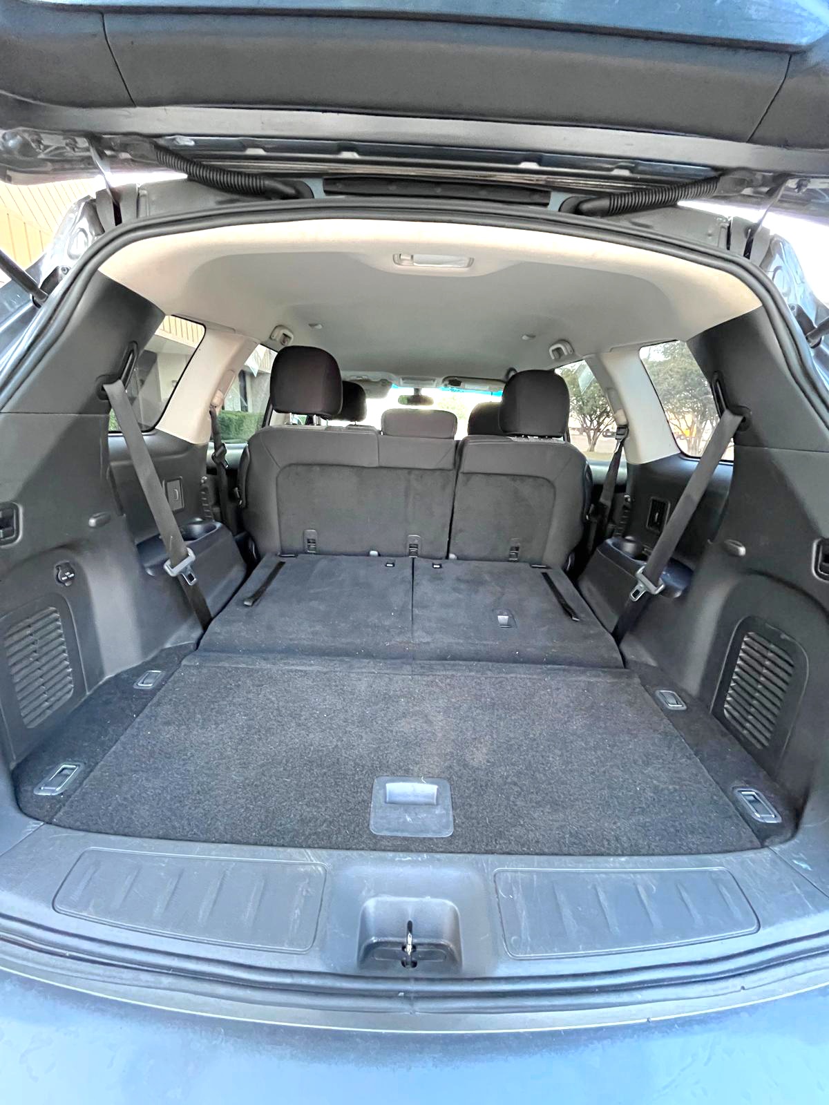 Used 2017 Nissan Pathfinder SV AWD/4WD image 13