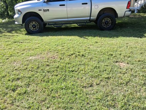 Used 2019 RAM 1500 Express w/ Express Value Package RWD image 10