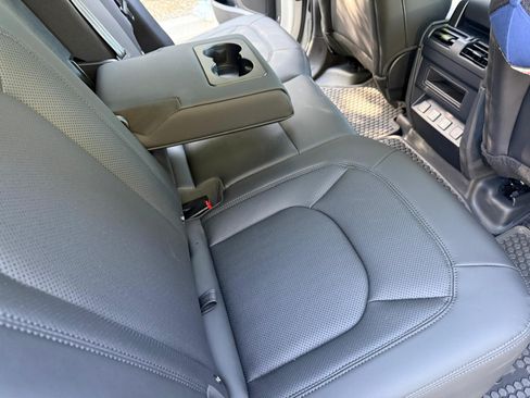 Used 2026 Land Rover Defender 110 S image 29