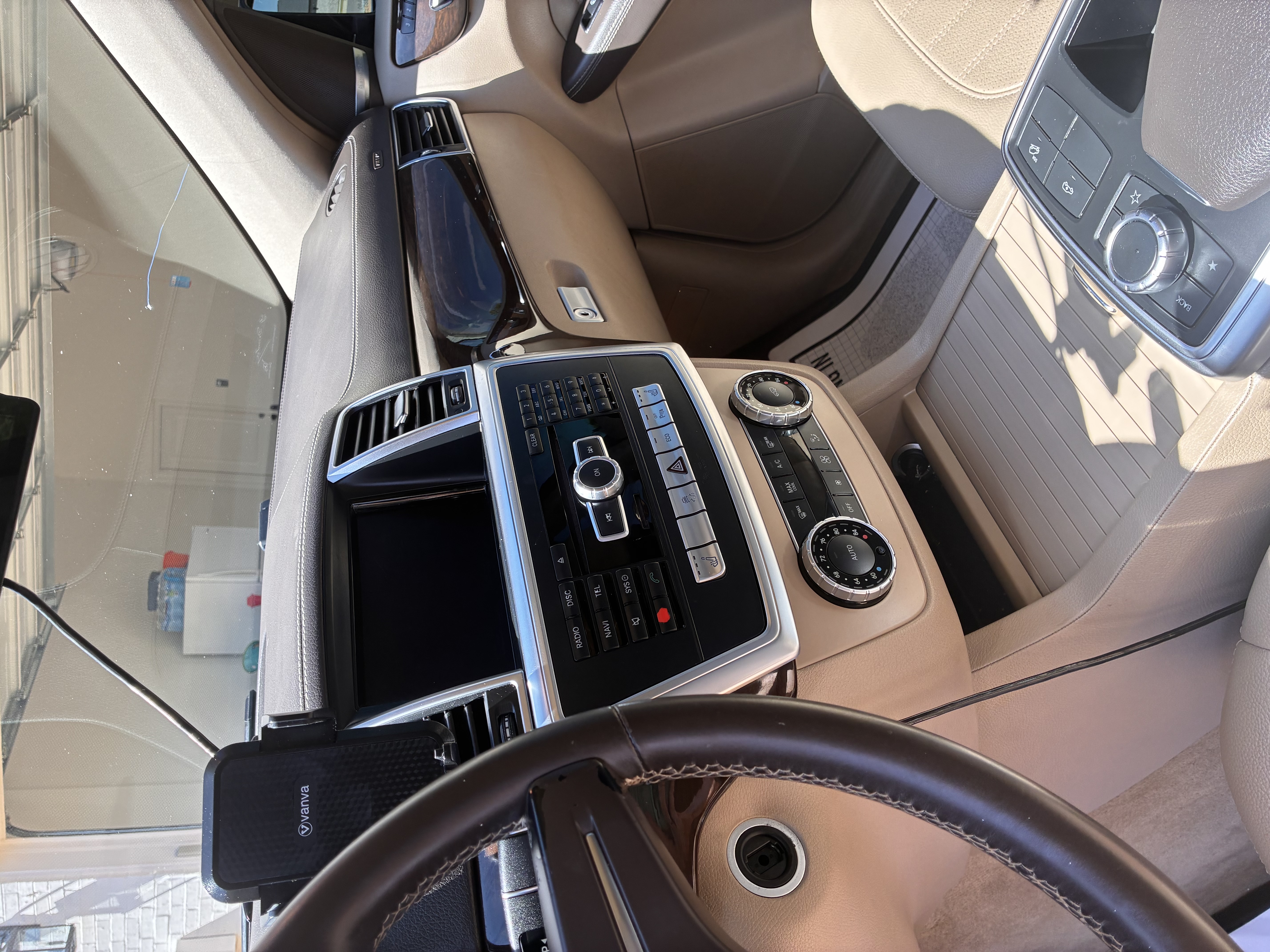 Used 2015 Mercedes-Benz GL 450 4MATIC image 4