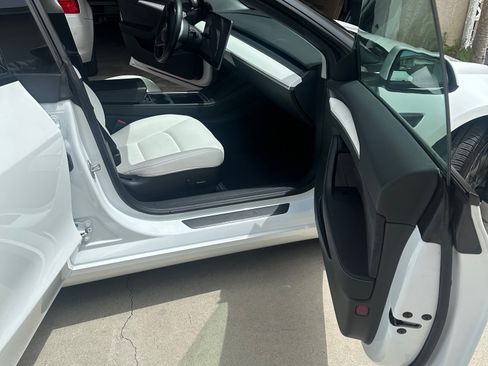 Used 2023 Tesla Model 3 Long Range AWD/4WD image 14