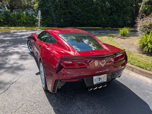 Used 2019 Chevrolet Corvette Stingray Coupe w/ 1LT image 4