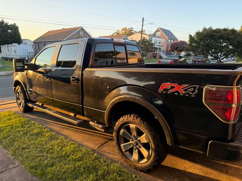 Used 2012 Ford F150 FX4 w/ FX Luxury Pkg image 2