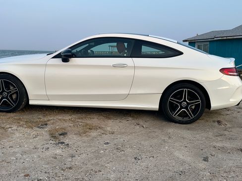 Used 2020 Mercedes-Benz C 300 4MATIC Coupe image 2