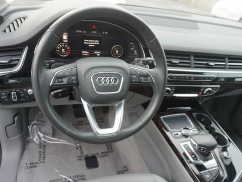 Used 2018 Audi Q7 3.0T Prestige w/ Prestige Package image 11