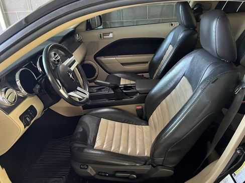 Used 2008 Ford Mustang GT Premium image 10