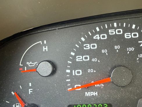 Used 2002 Ford Excursion Limited AWD/4WD image 17