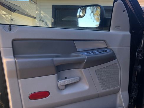 Used 2006 Dodge Ram 3500 Truck SLT image 29