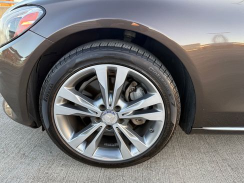 Used 2017 Mercedes-Benz C 300 Sedan image 29